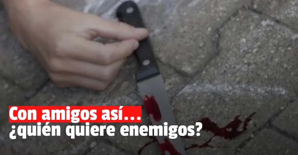 Se puso violento y agredió con un cuchillo a su amigo y a un policía