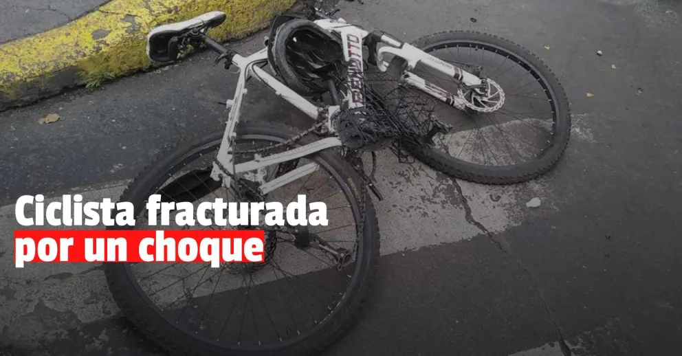 Un automóvil chocó a una ciclista que terminó en el Hospital