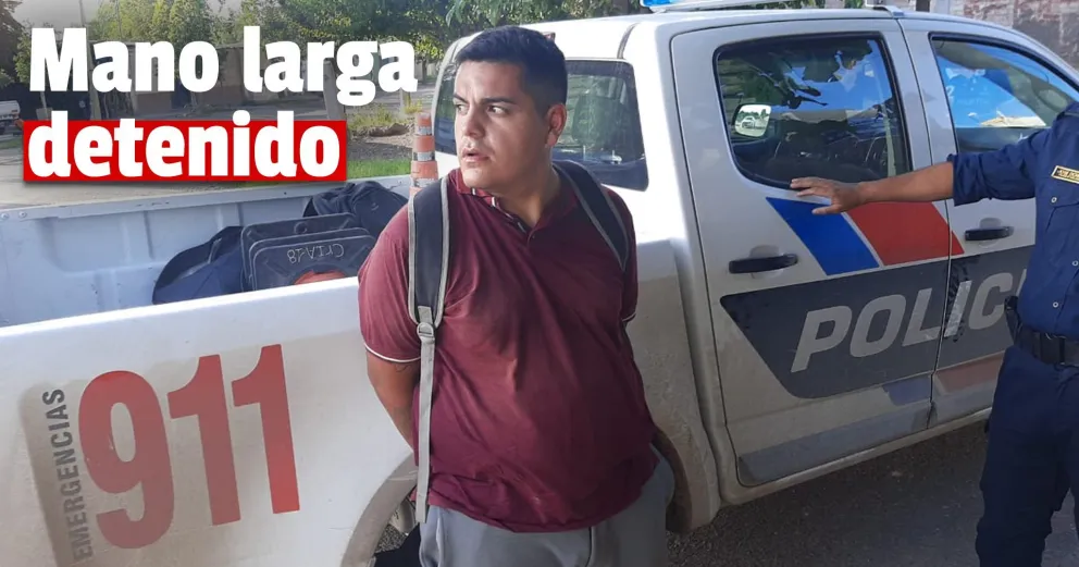 Un joven de 22 años robó un celular en un colectivo y fue detenido