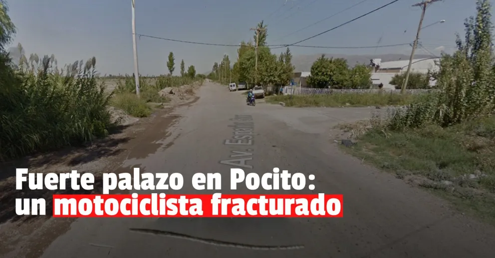 Un motociclista fracturado tras un fuerte choque con un taxi