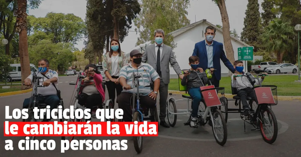 El Gobierno entregó triciclos a personas con discapacidad