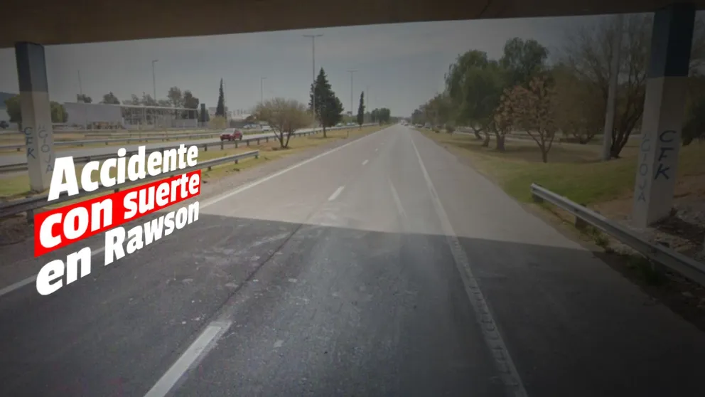 Un vehículo colisionó en Calle 5 y Ruta 40