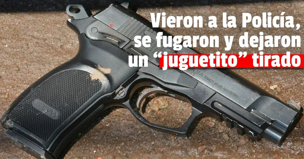 Vieron a la Policía, escaparon y se deshicieron de un “juguete”