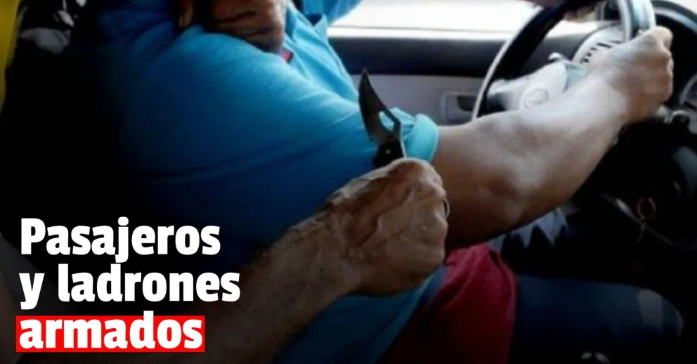 Un taxista fue atacado por dos pasajeros y terminó en el hospital