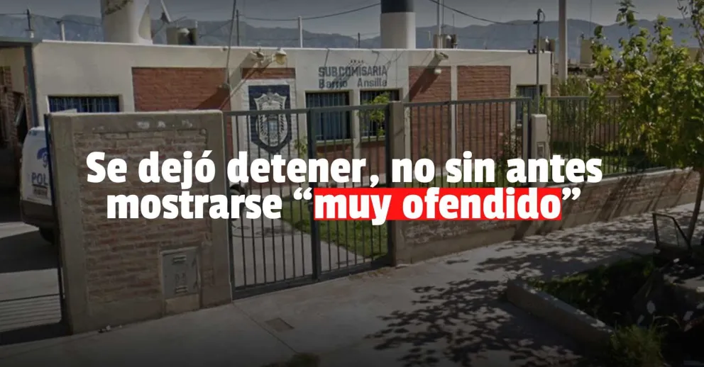 Se metió a robar a una casa, lo atrapó la Policía y les rompió el patrullero