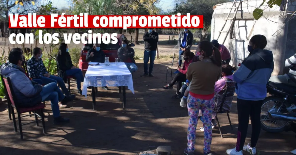 El intendente de Valle Fértil se reunión con familias de zonas alejadas para escuchar sus necesidades