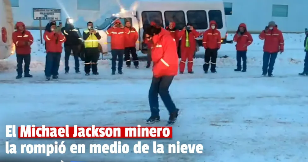 Un minero deslumbró con su baile al estilo del Rey del Pop