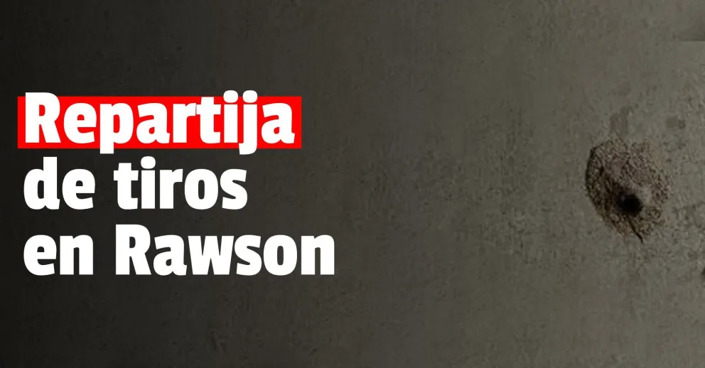 Desde una moto, le dispararon a una mujer y huyeron