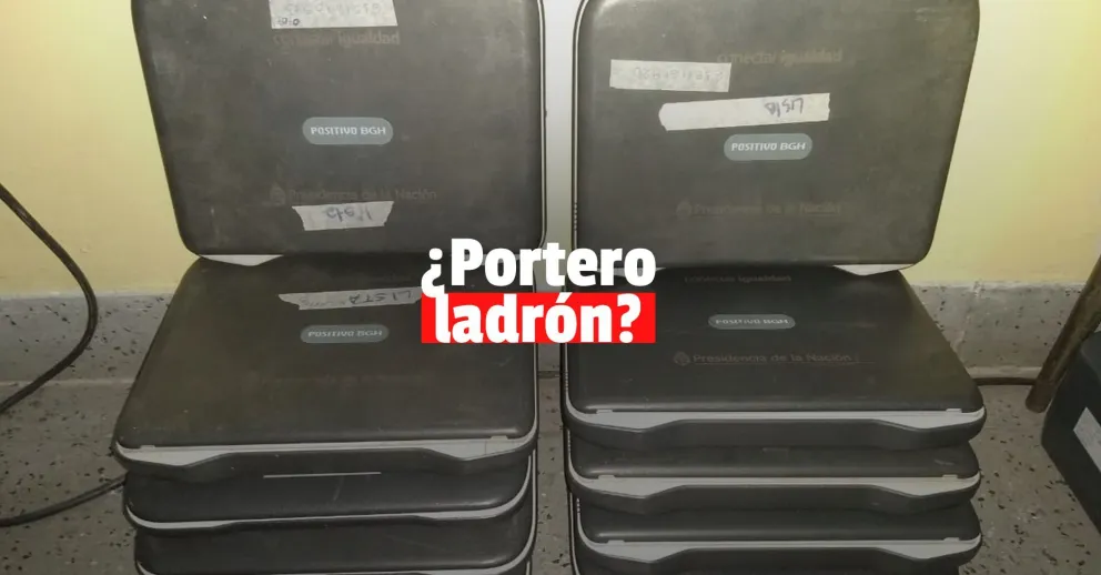 Un joven hombre intentó escapar con 10 notebooks en una mochila
