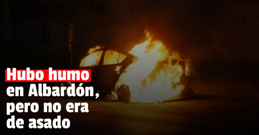 Se bajaron del auto justo antes de que se prenda fuego