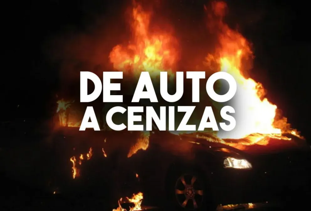 Un auto se prendió fuego en Rawson y quedó hecho cenizas