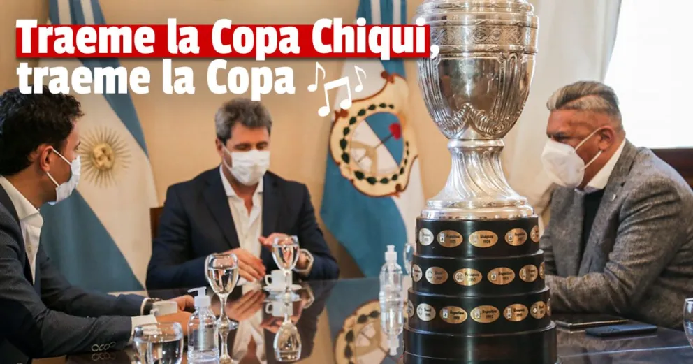 Claudio Tapia visitó a Sergio Uñac con el trofeo de la Copa América