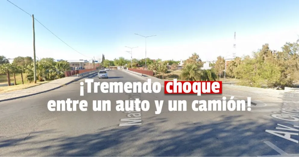 Capital: un auto impacto contra un camión y una mujer tuvo que ser hospitalizada