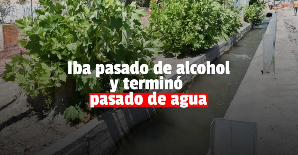 Un hombre conducía en estado de ebriedad y terminó dentro de un canal