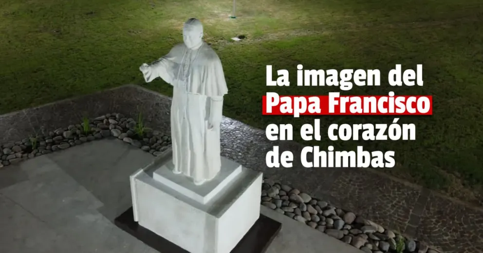 Con una imponente escultura del Papa Francisco inauguraron la plaza del barrio CGT
