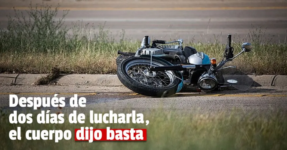 Cayó de su moto y murió dos días después