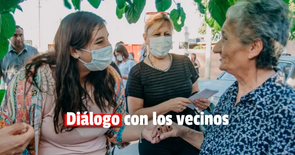 El Frente de Todos realizó una caminata en Capital y debatió sobre educación