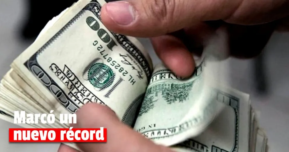 ¿A cuánto cerró el dólar blue este miércoles?