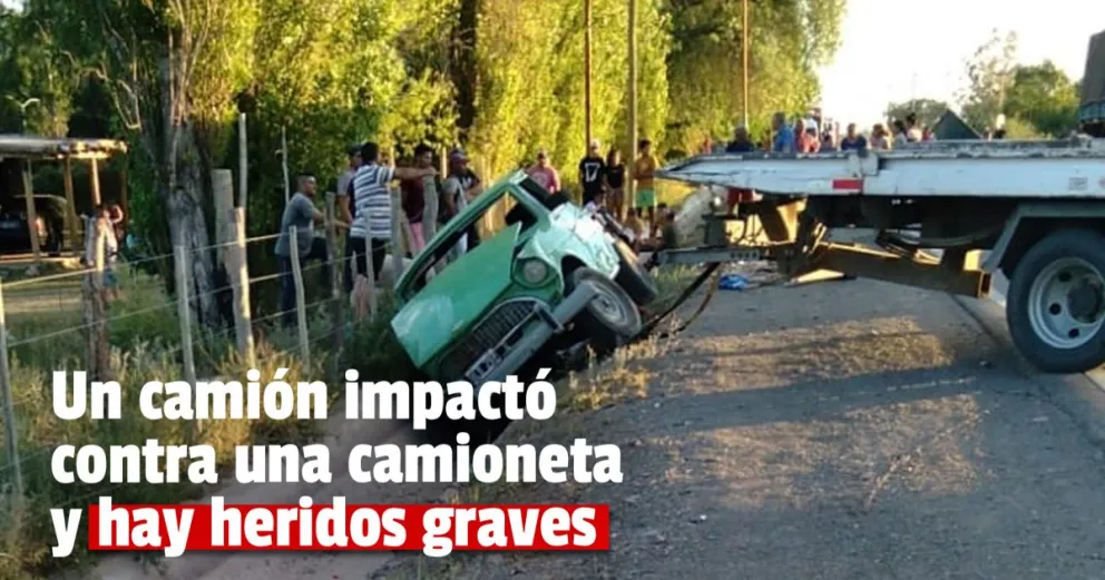 Fuerte choque en 25 de Mayo dejó a 2 jóvenes y una beba heridos